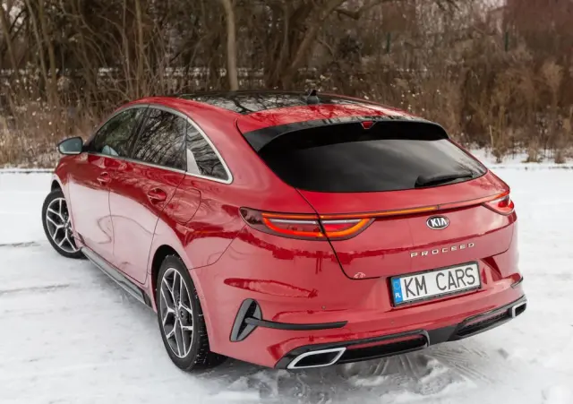 KIA ProCeed 1.6 CRDi DCT7 SCR GT LINE