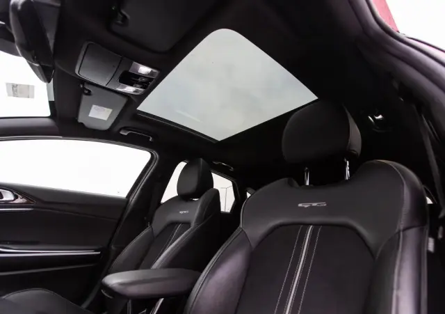 KIA ProCeed 1.6 CRDi DCT7 SCR GT LINE