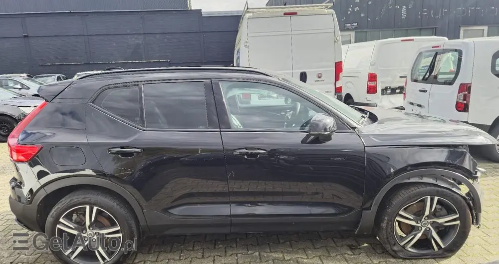 VOLVO XC 40 T4 Recharge DKG RDesign