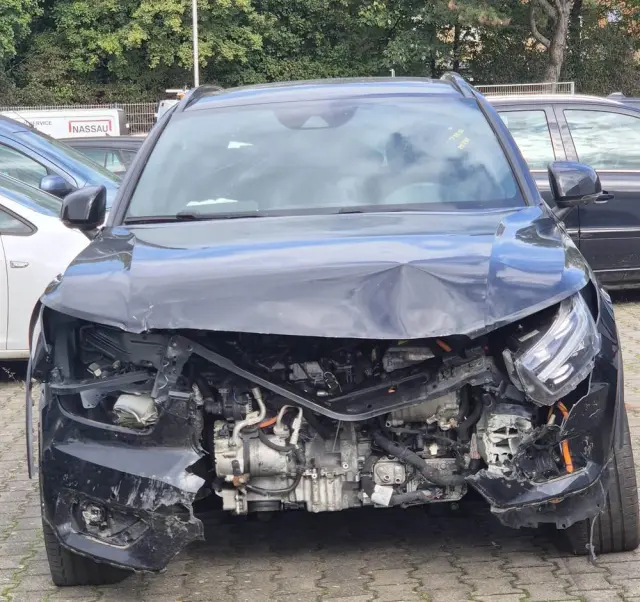 VOLVO XC 40 T4 Recharge DKG RDesign