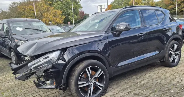 VOLVO XC 40 T4 Recharge DKG RDesign