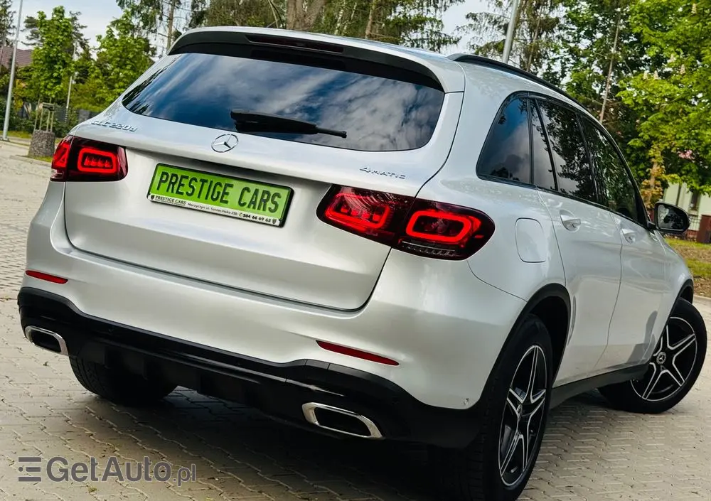 MERCEDES-BENZ GLC 220 d 4Matic 9G-TRONIC AMG Line Plus