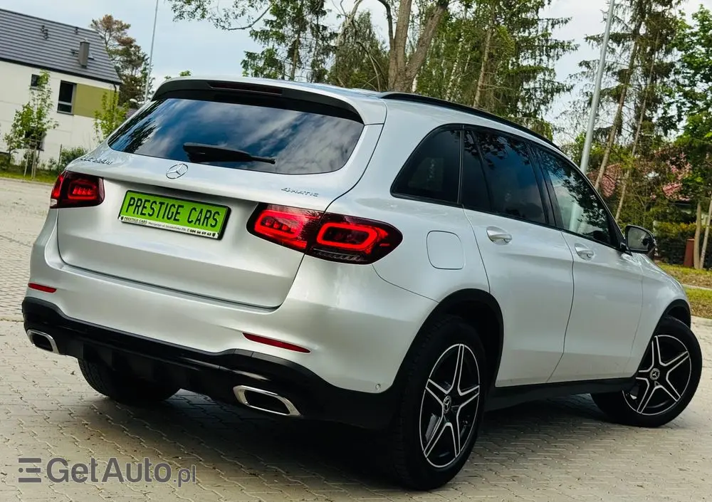 MERCEDES-BENZ GLC 220 d 4Matic 9G-TRONIC AMG Line Plus