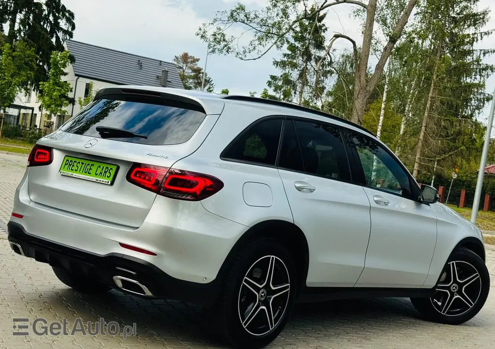 MERCEDES-BENZ GLC 220 d 4Matic 9G-TRONIC AMG Line Plus