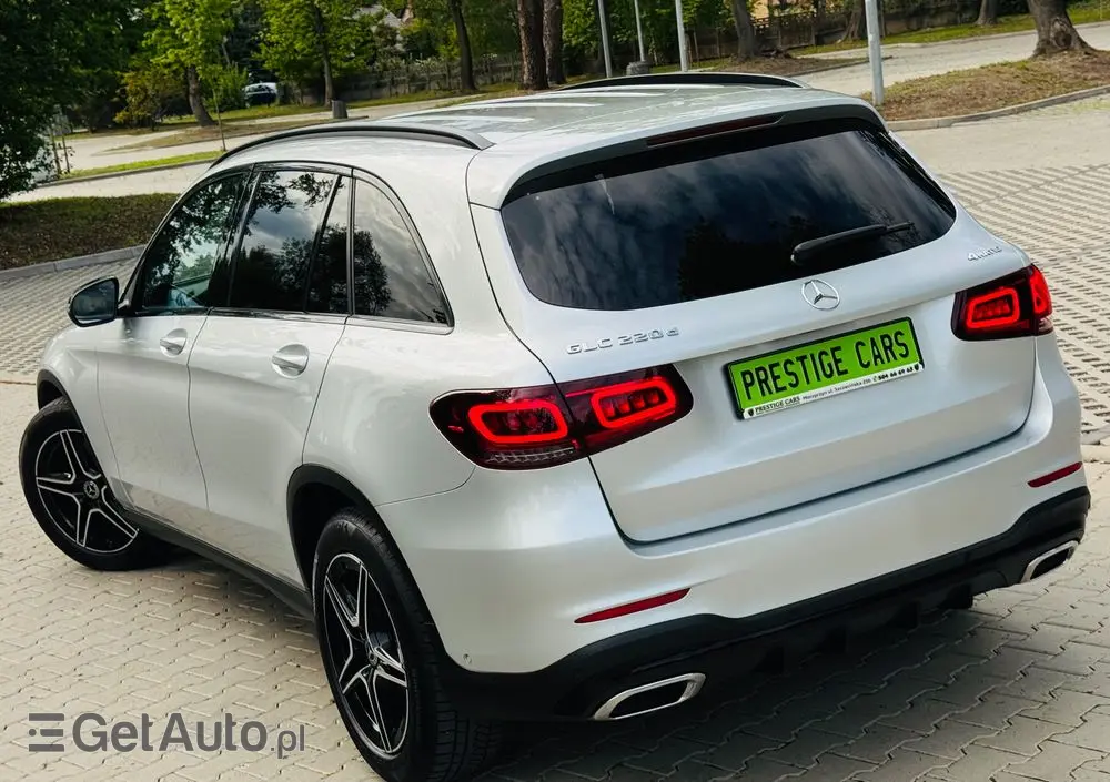 MERCEDES-BENZ GLC 220 d 4Matic 9G-TRONIC AMG Line Plus