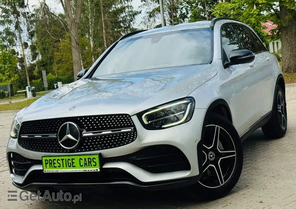 MERCEDES-BENZ GLC 220 d 4Matic 9G-TRONIC AMG Line Plus