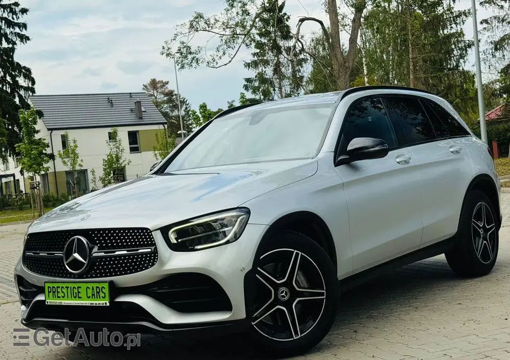 MERCEDES-BENZ GLC 220 d 4Matic 9G-TRONIC AMG Line Plus