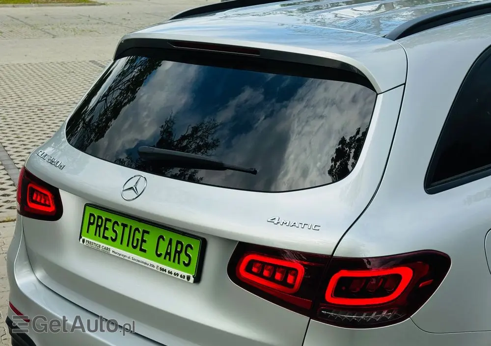 MERCEDES-BENZ GLC 220 d 4Matic 9G-TRONIC AMG Line Plus