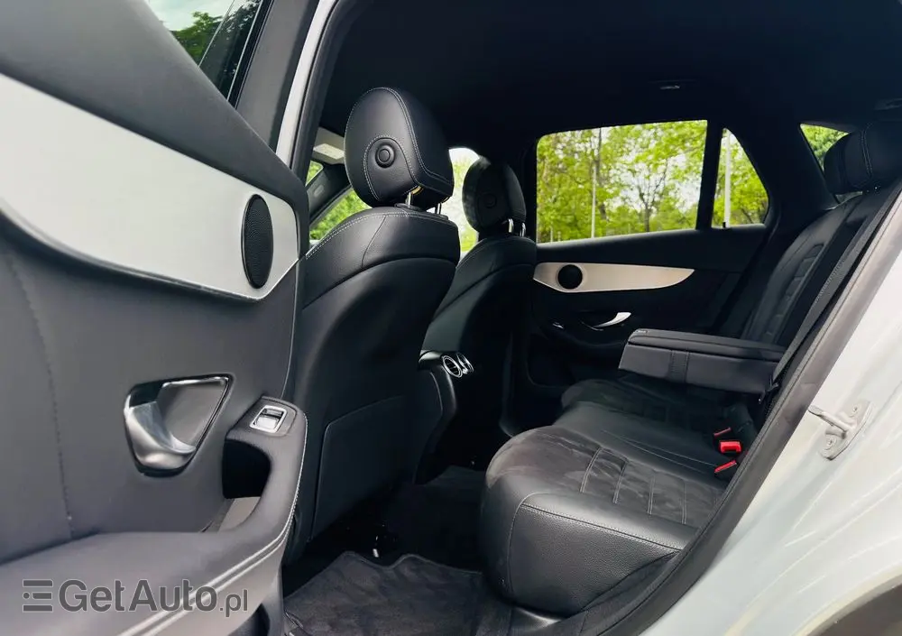 MERCEDES-BENZ GLC 220 d 4Matic 9G-TRONIC AMG Line Plus