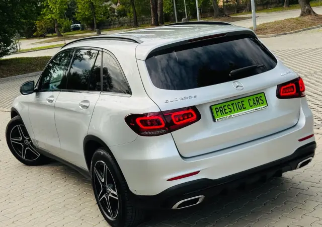 MERCEDES-BENZ GLC 220 d 4Matic 9G-TRONIC AMG Line Plus