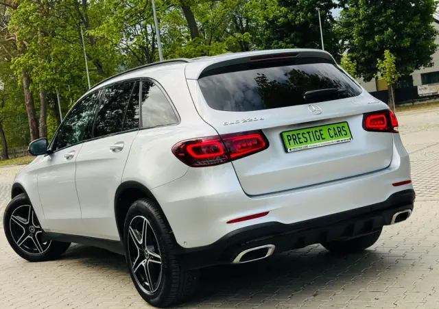 MERCEDES-BENZ GLC 220 d 4Matic 9G-TRONIC AMG Line Plus