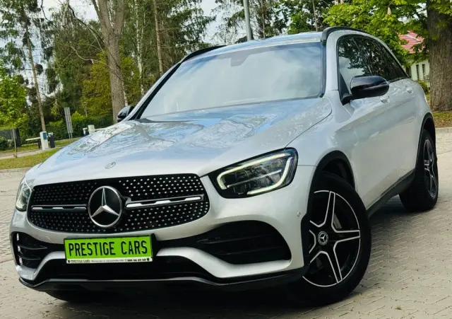 MERCEDES-BENZ GLC 220 d 4Matic 9G-TRONIC AMG Line Plus