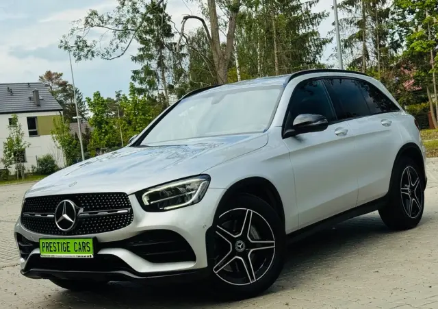 MERCEDES-BENZ GLC 220 d 4Matic 9G-TRONIC AMG Line Plus