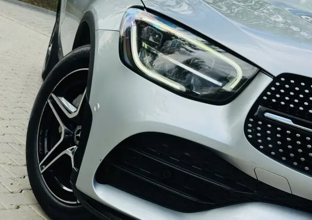 MERCEDES-BENZ GLC 220 d 4Matic 9G-TRONIC AMG Line Plus