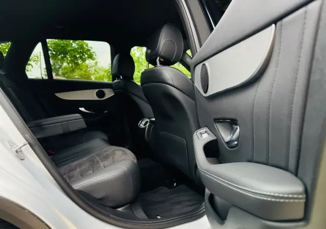 MERCEDES-BENZ GLC 220 d 4Matic 9G-TRONIC AMG Line Plus