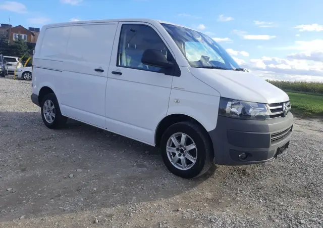 VOLKSWAGEN Transporter 