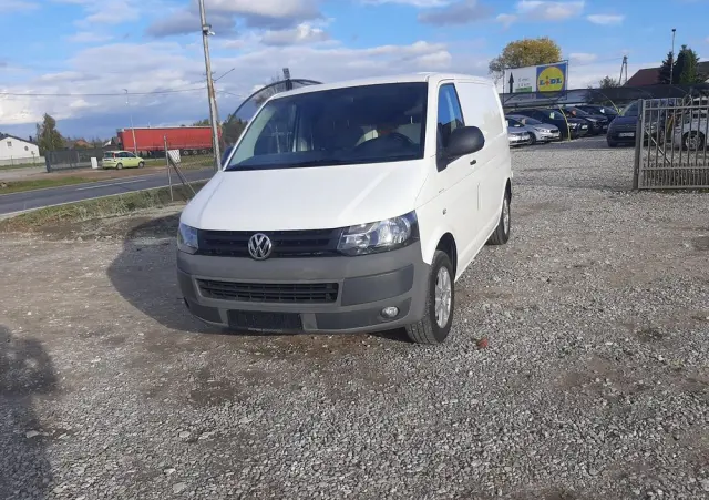 VOLKSWAGEN Transporter 