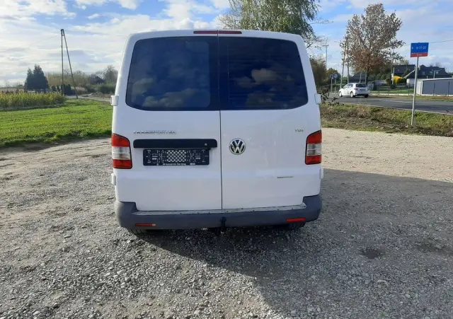 VOLKSWAGEN Transporter 