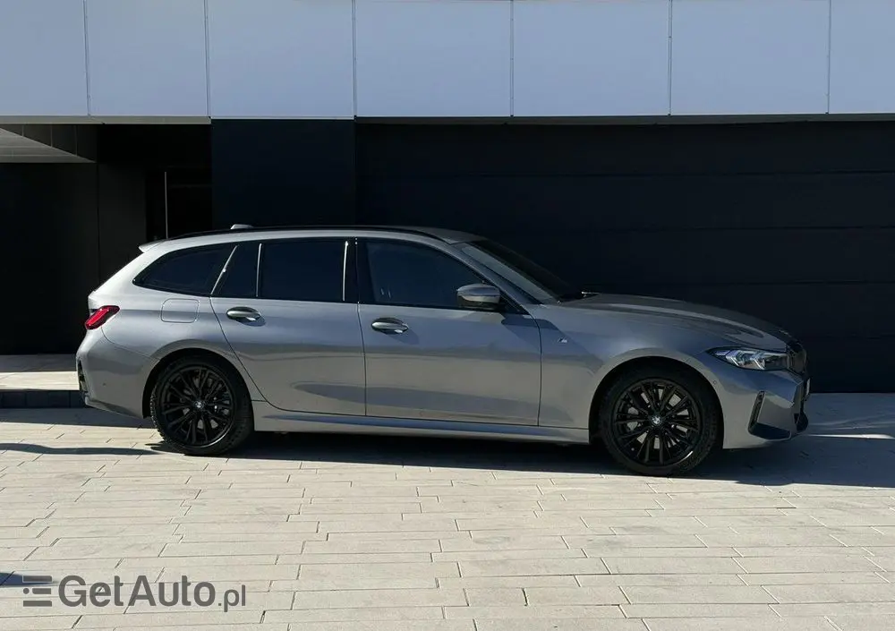 BMW Seria 3 330i xDrive M Sport
