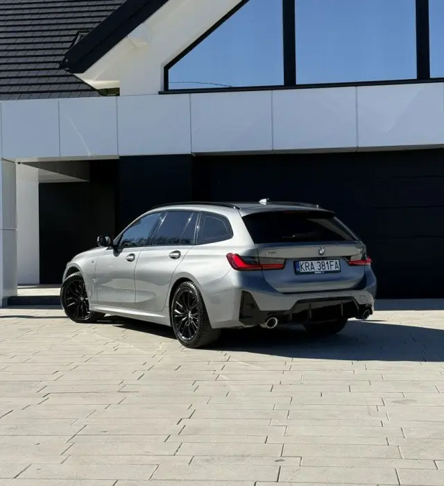 BMW Seria 3 330i xDrive M Sport