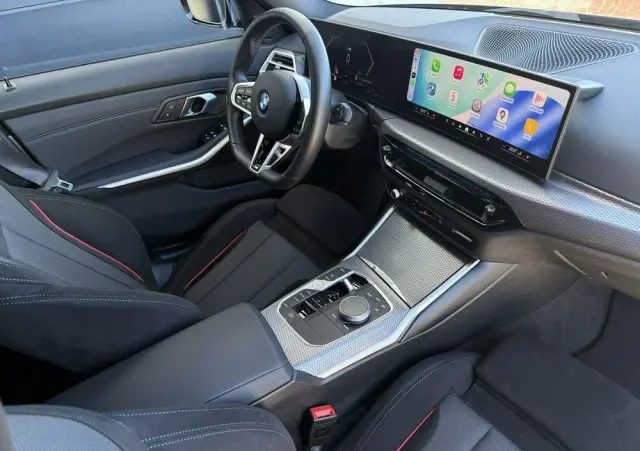 BMW Seria 3 330i xDrive M Sport