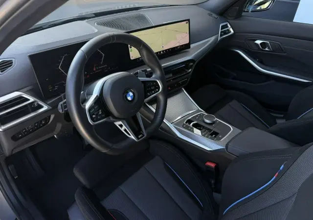 BMW Seria 3 330i xDrive M Sport