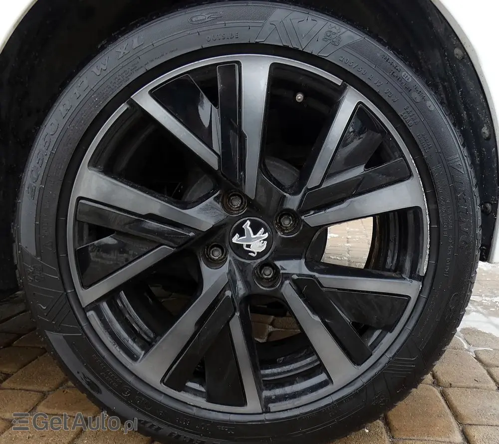 PEUGEOT 208 1.2 PureTech Like S&S