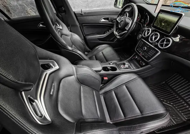 MERCEDES-BENZ CLA 45 AMG 4Matic 7G-DCT