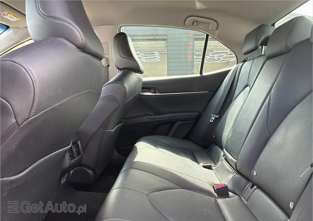 TOYOTA Camry 2.5 Hybrid Executive CVT