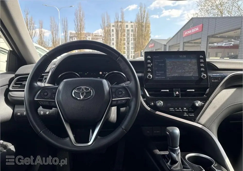 TOYOTA Camry 2.5 Hybrid Executive CVT