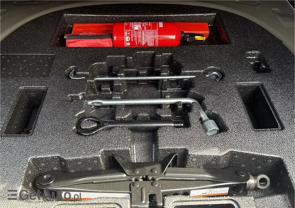 TOYOTA Camry 2.5 Hybrid Executive CVT