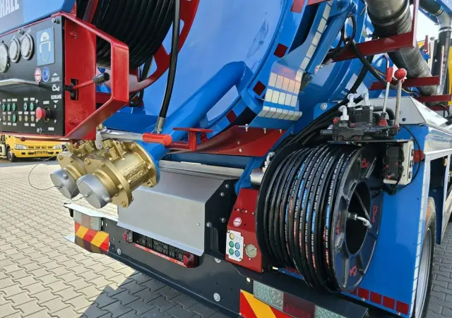 DAF WHALE 2012 WUKO do zbierania odpadów płynnych 