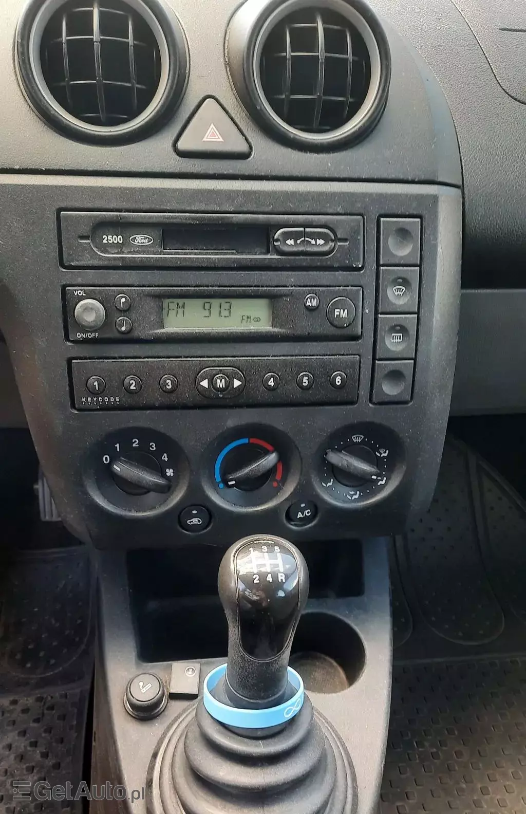 FORD Fiesta 1.25i 16V (75 KM)