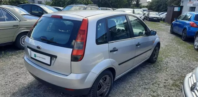 FORD Fiesta 1.25i 16V (75 KM)