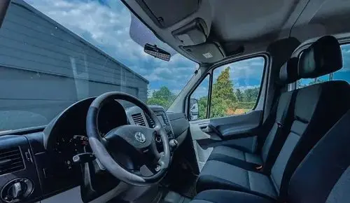 VOLKSWAGEN Crafter 