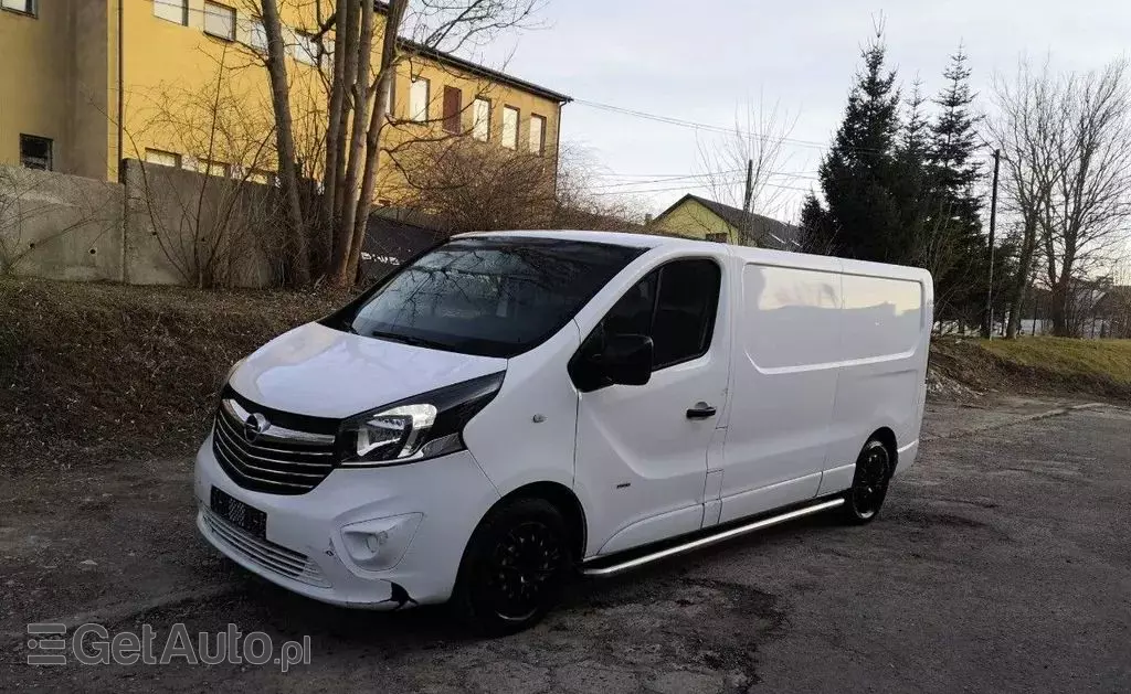 OPEL Vivaro 