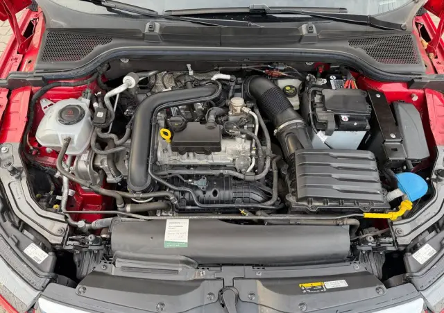 SKODA Kamiq 1.0 TSI Ambition