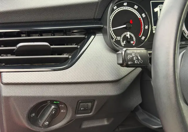 SKODA Kamiq 1.0 TSI Ambition