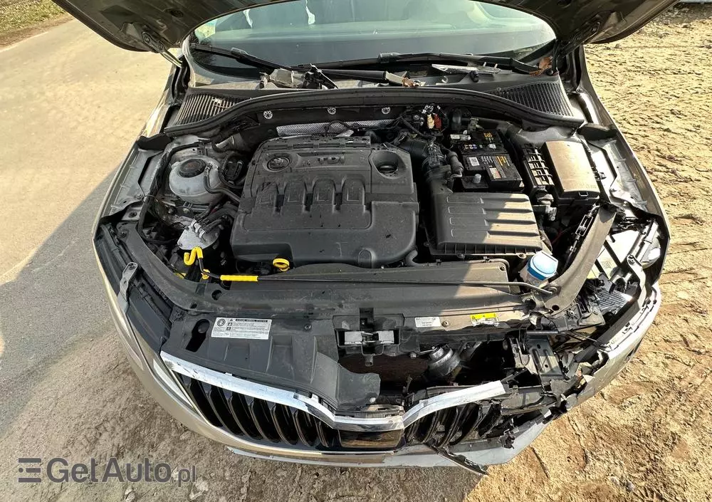 SKODA Octavia Combi 1.6 TDI Premium Edition