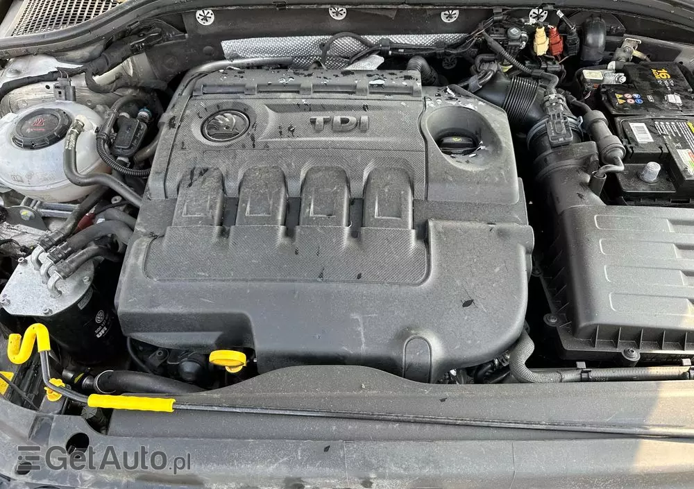 SKODA Octavia Combi 1.6 TDI Premium Edition