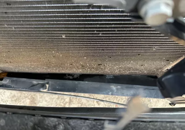 SKODA Octavia Combi 1.6 TDI Premium Edition