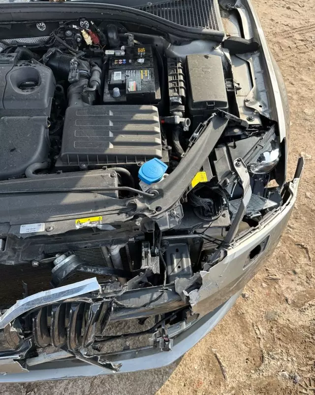 SKODA Octavia Combi 1.6 TDI Premium Edition