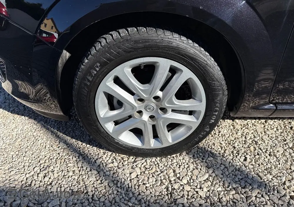 OPEL Zafira 1.6 Innovation