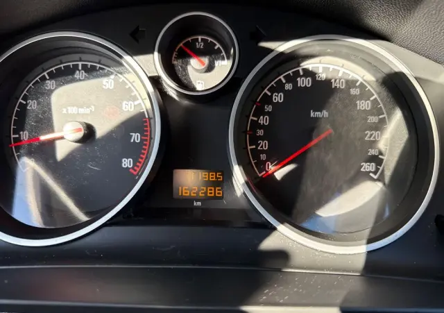 OPEL Zafira 1.6 Innovation