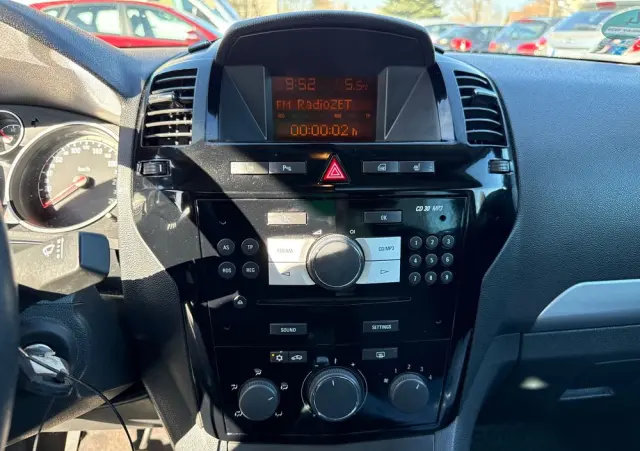 OPEL Zafira 1.6 Innovation