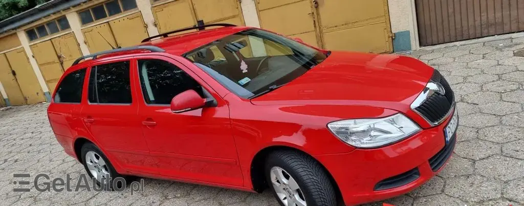 SKODA Octavia 