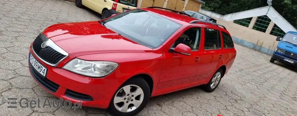 SKODA Octavia 