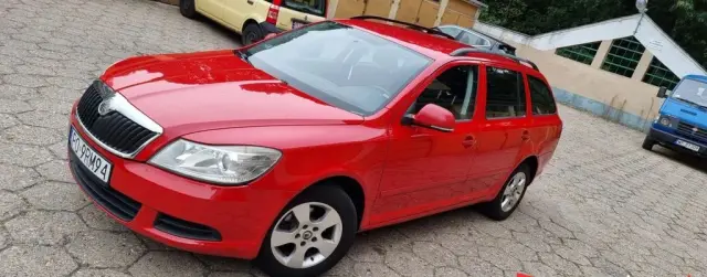 SKODA Octavia 