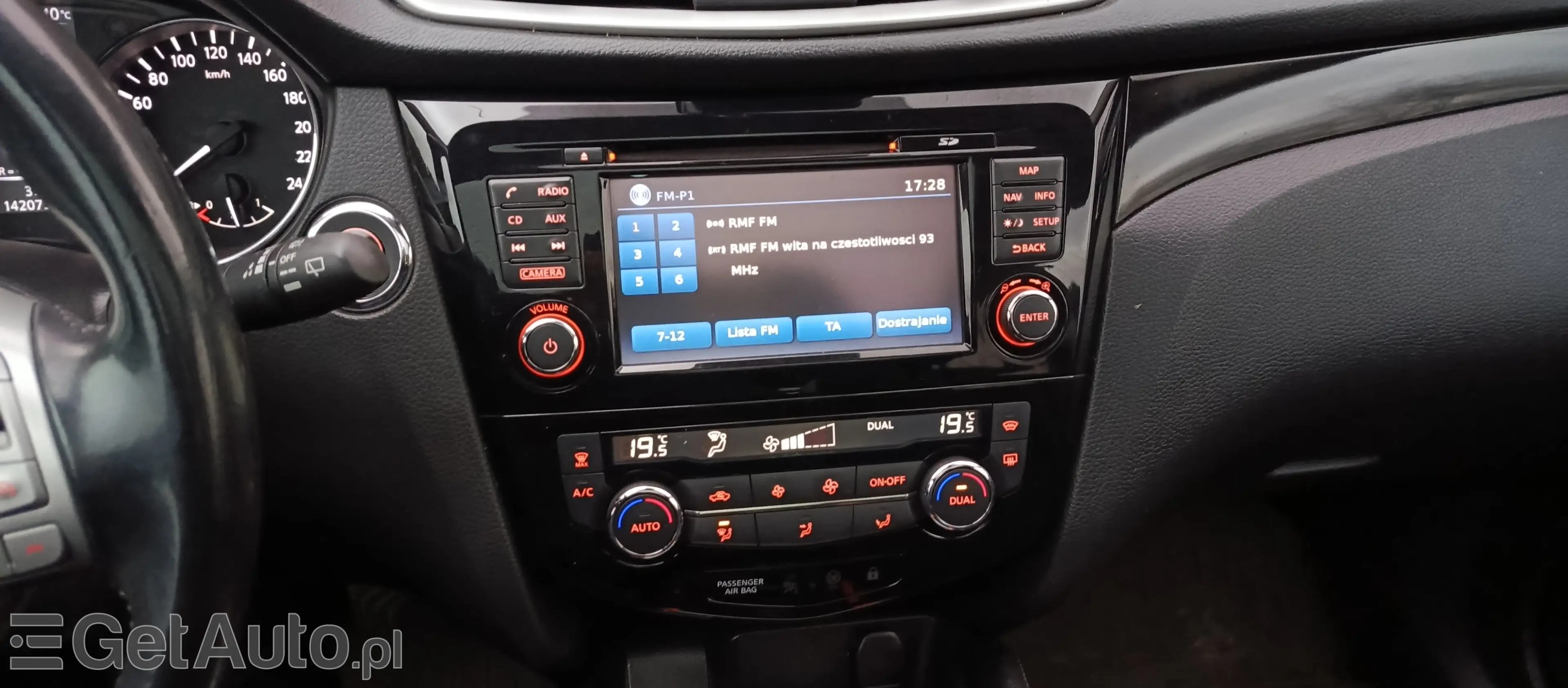 NISSAN Qashqai Acenta