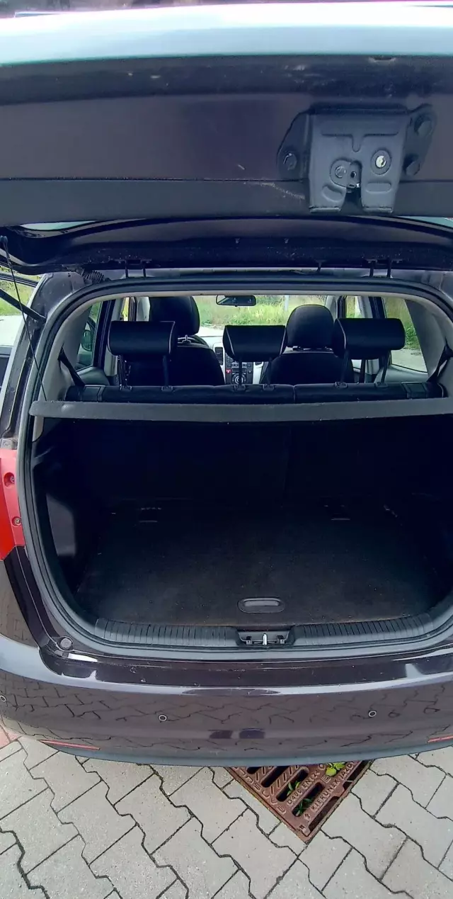 KIA Venga 1.4 CRDI 16V (90 KM)